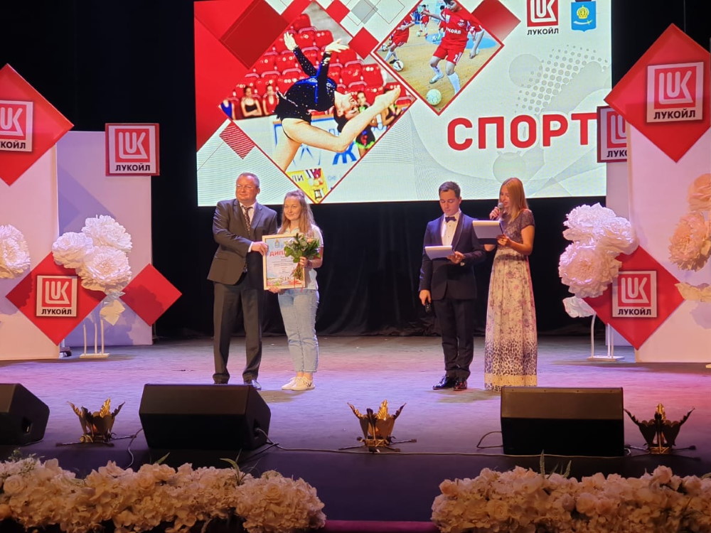Дети с нарушениями опорно-двигательной системы научатся плавать в АГУ