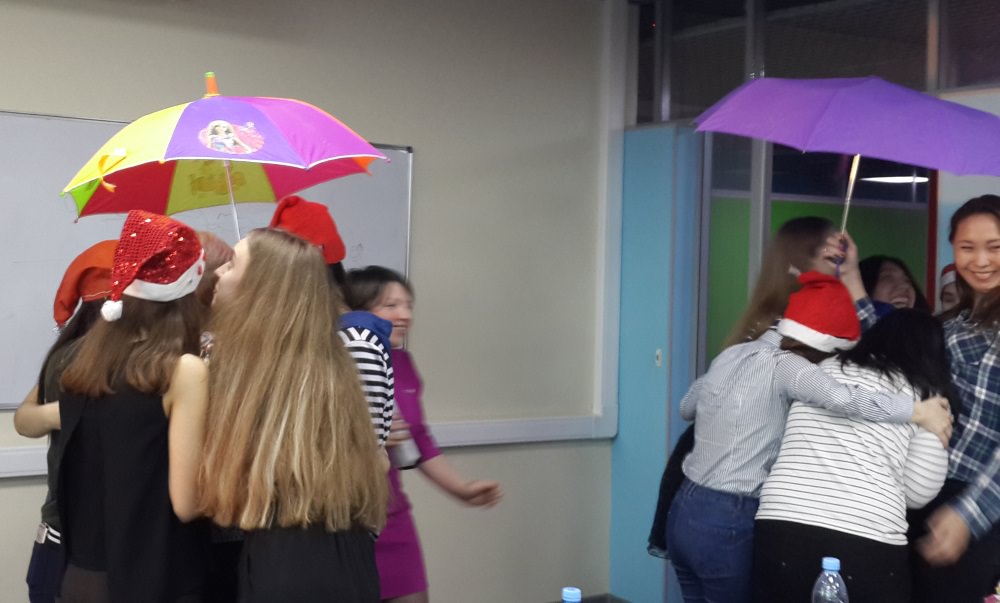 В АГУ педагогов научили играть с пользой