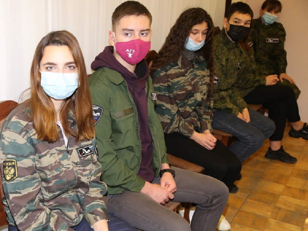 Бойцы поискового отряда колледжа АГУ приняли участие в патриотическом мероприятии