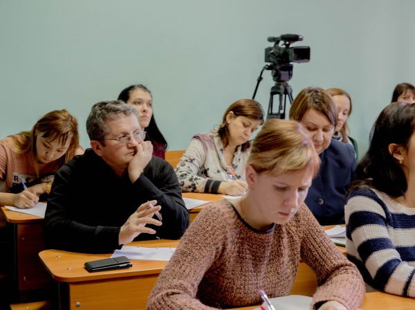 Курсы повышения квалификации для преподавателей и сотрудников АГУ