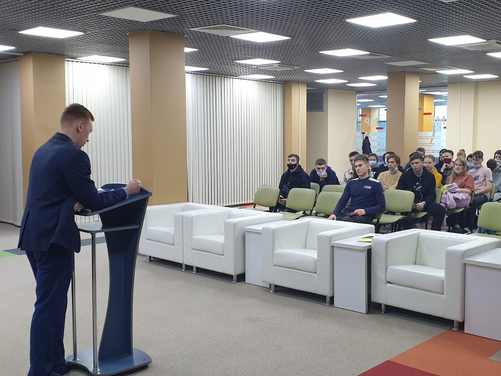 Студентам АГУ рассказали о формах проявления экстремизма