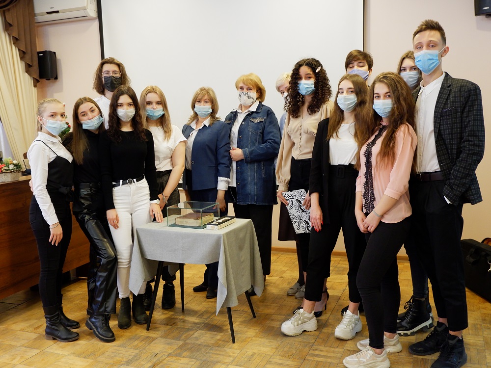 Студенты-журналисты АГУ прошли обряд посвящения в профессию