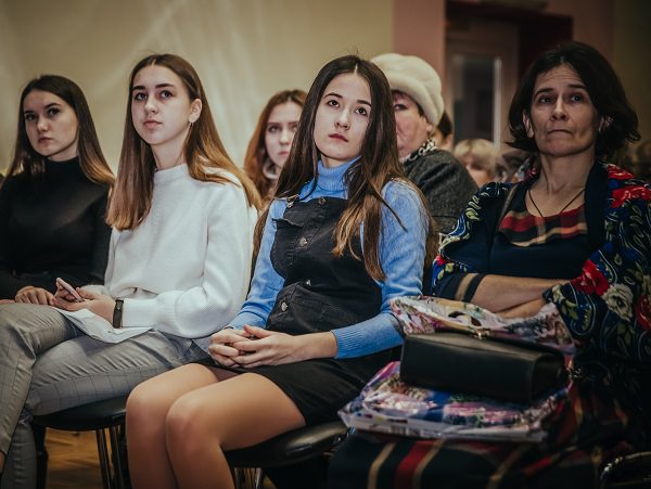 В колледже Астраханского госуниверситета прошёл день открытых дверей