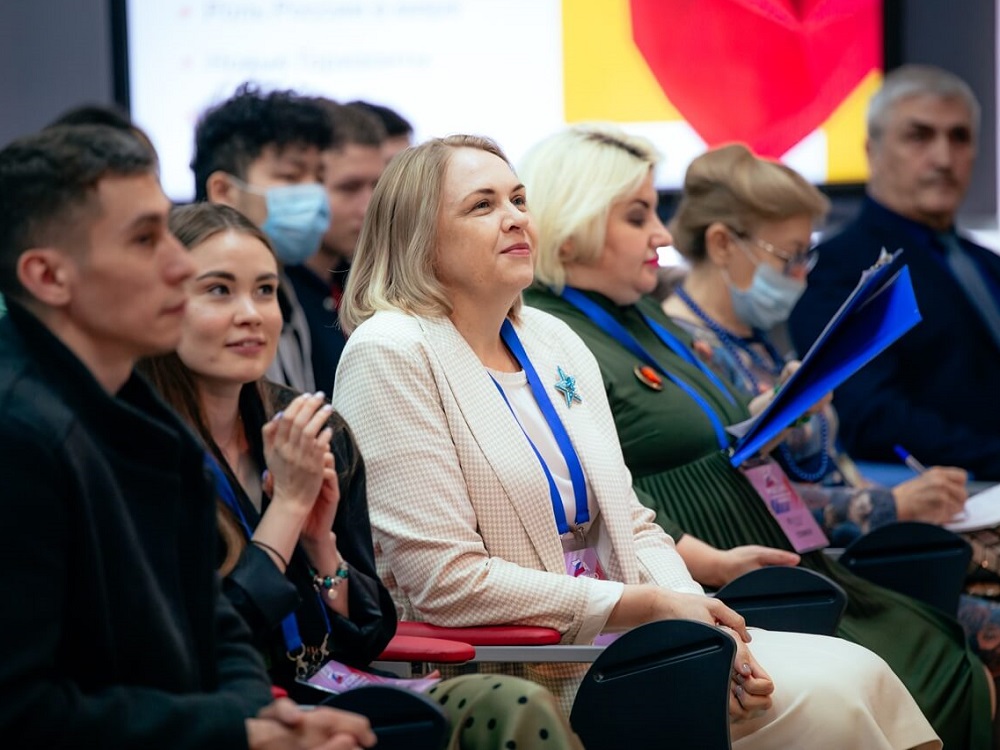 В Астраханском госуниверситете состоялось открытие форума «Новые горизонты»