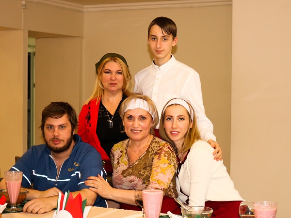 Астраханский диджей совершенствуется в кулинарии в ресторане АГУ