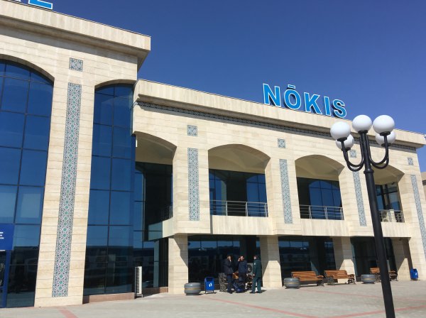 АГУ возобновил академическую мобильность в узбекском вузе