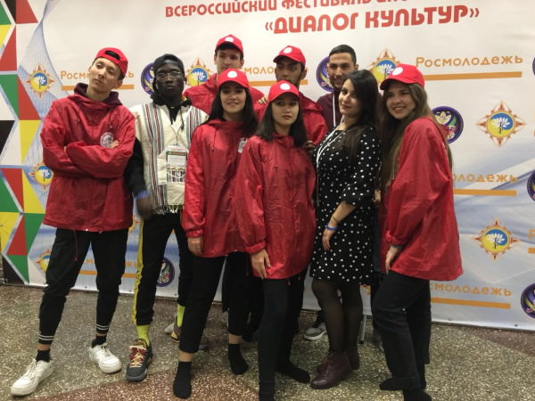 Команда АГУ привезла призы с фестиваля иностранных студентов