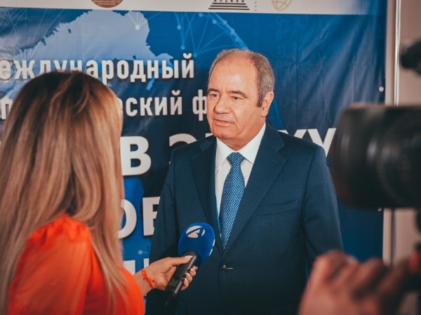 «Форум в АГУ станет площадкой для выработки рекомендаций по самым насущным вопросам»