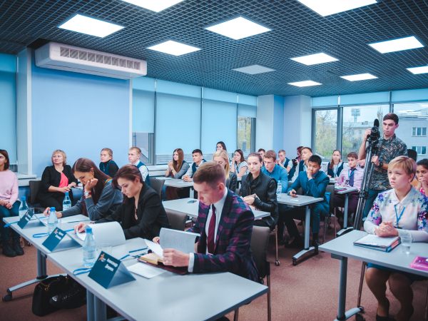 «Студент года — 2018» в АГУ: второй этап проходит продуктивно