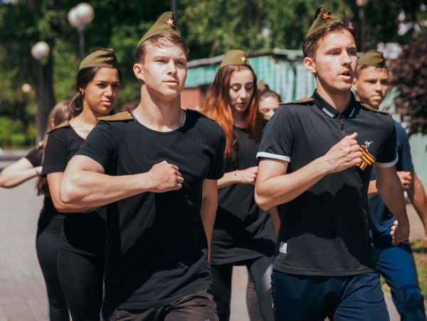В Астраханском госуниверситете прошла военно-патриотическая игра