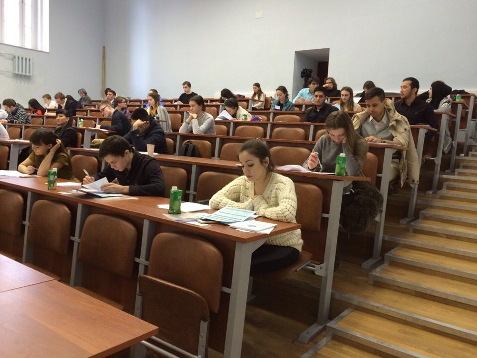 Успехи студентов ФИЯ