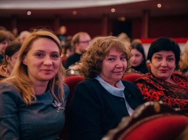 Научная элита АГУ принимает поздравления