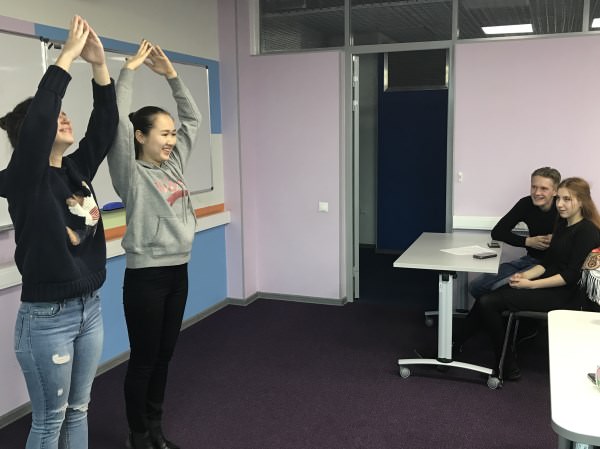 Студенты АГУ перевоплотились в... векторы