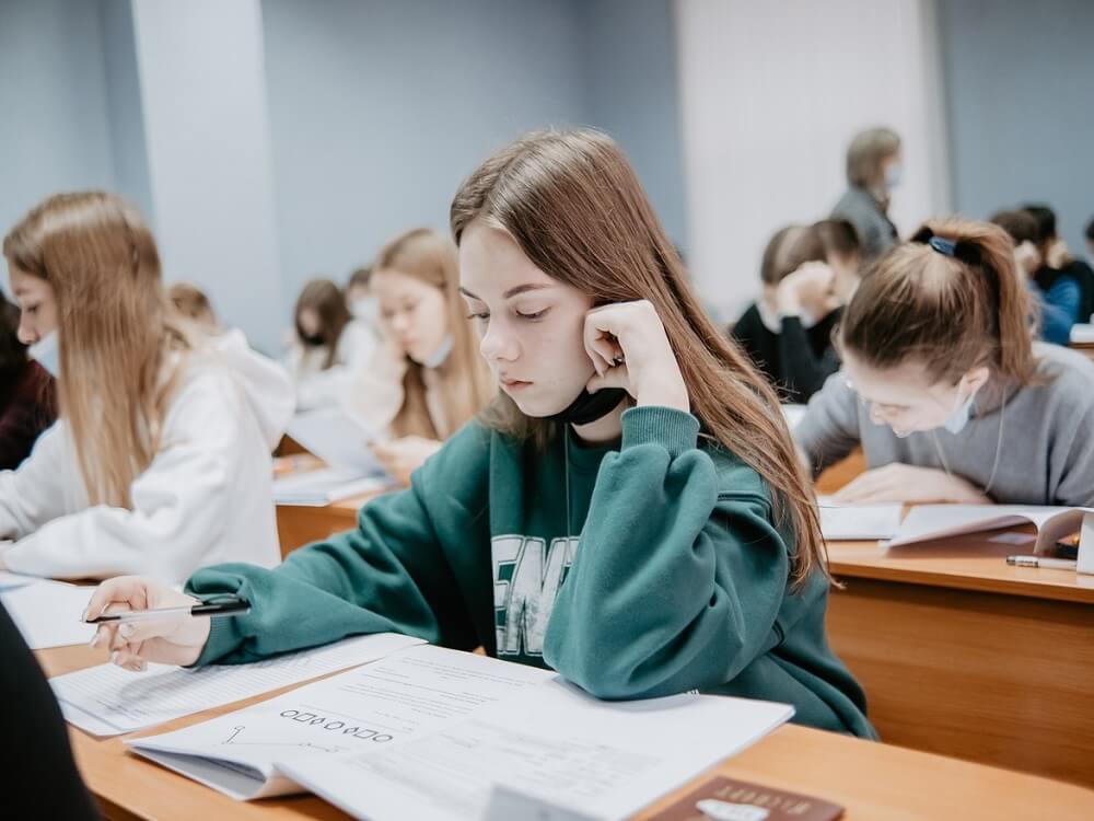 Свои знания литературы астраханские старшеклассники продемонстрировали в АГУ