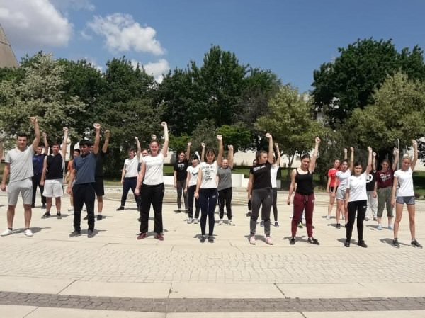 Студенты АГУ противопоставили физкультуру наркотикам
