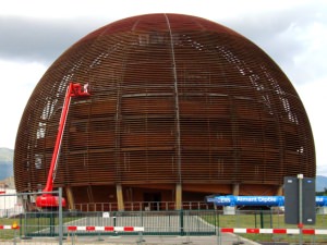 ������� ������������ ������ ������� ������������ (CERN) - ��� ����� � ���������