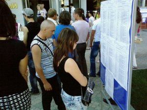 Продолжается работа Приёмной комиссии АГУ