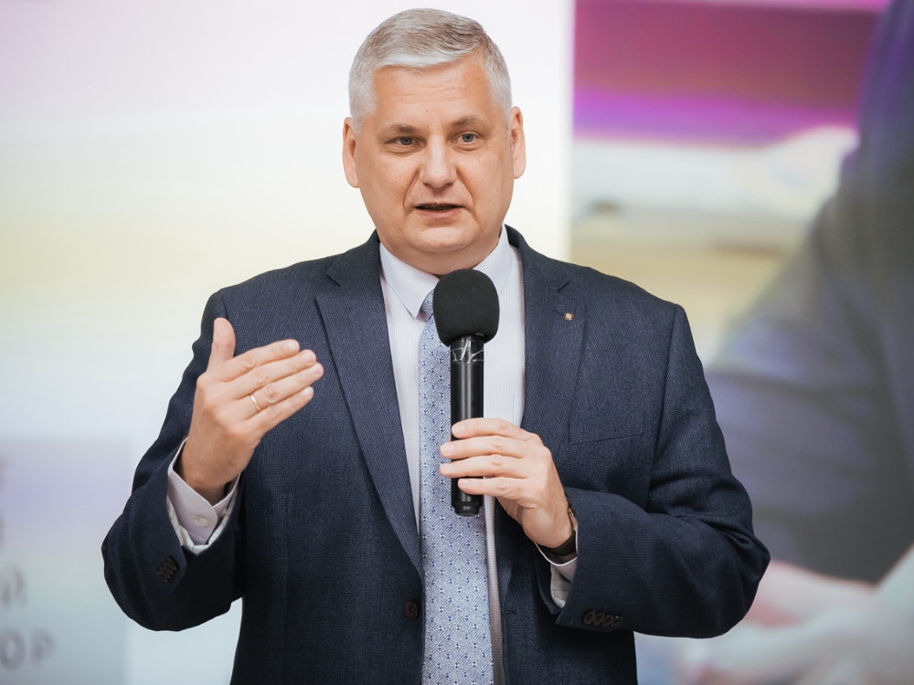 Сергей Маркедонов прочёл в АГУ лекцию об украинском кризисе