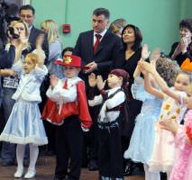 Новогодний праздник для детей из малообеспеченных и многодетных семей в АГУ