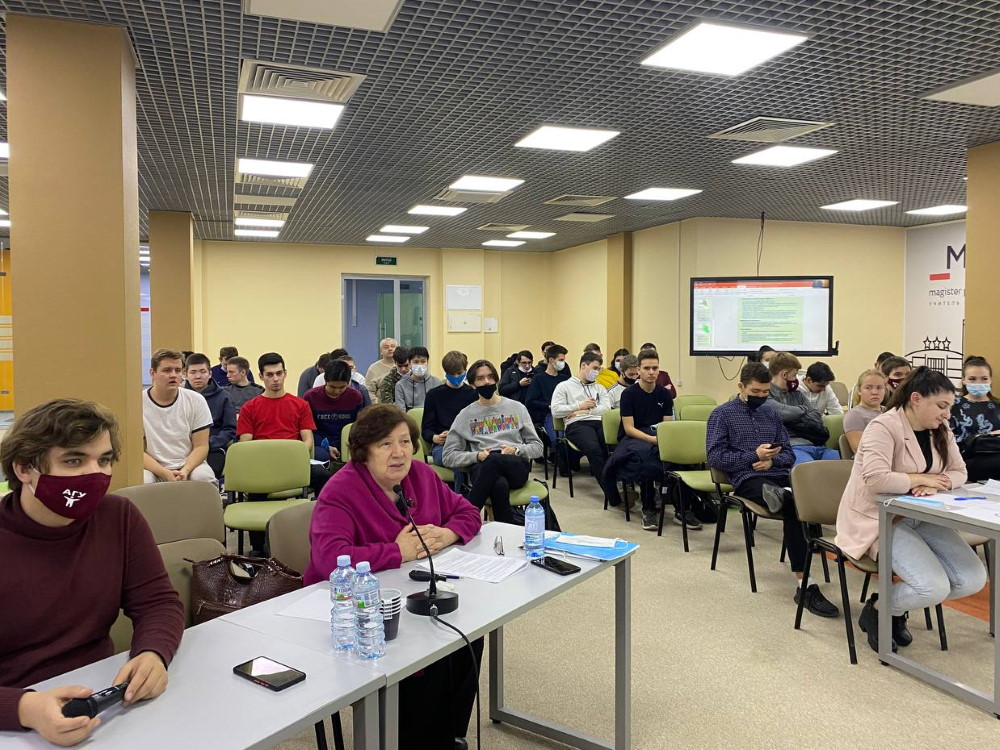 В Астраханском госуниверситете обсудили энергоресурсы Прикаспийского региона