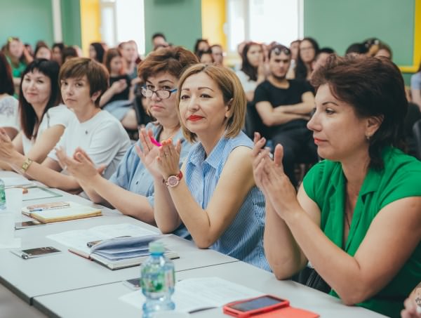АГУ помогает выпускникам устроиться на работу