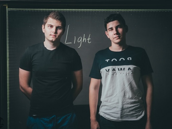 Студенты АГУ создали Lightboard для онлайн-лекций