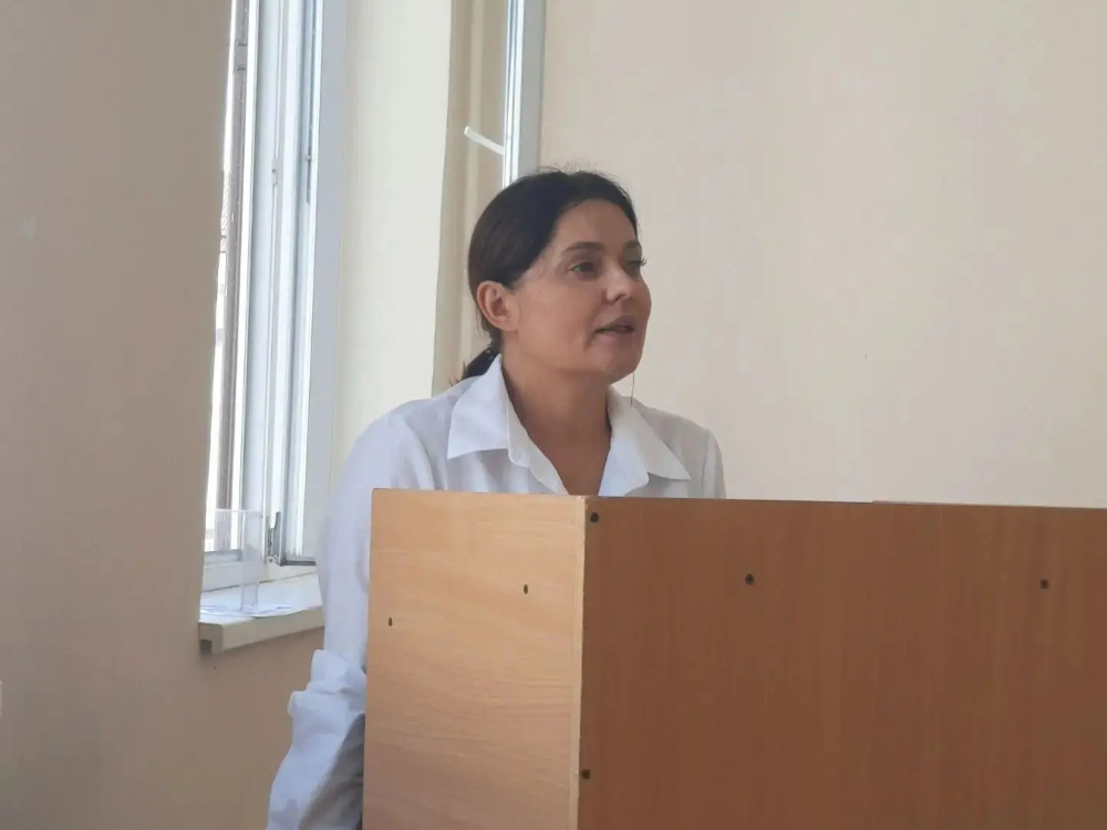 Преподаватель ФИЯ АГУ успешно защитила кандидатскую диссертацию