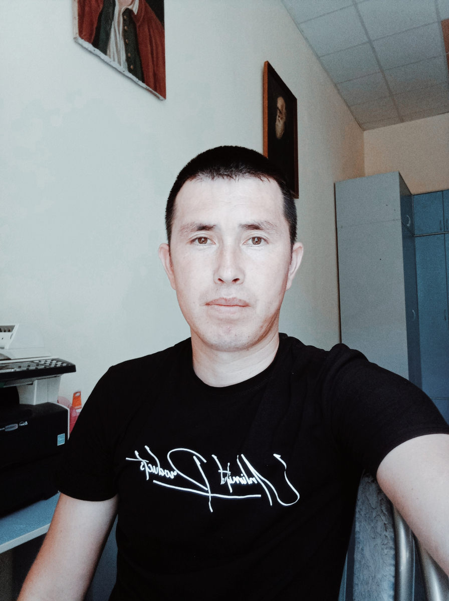 Бисенов  Азамат Булатович