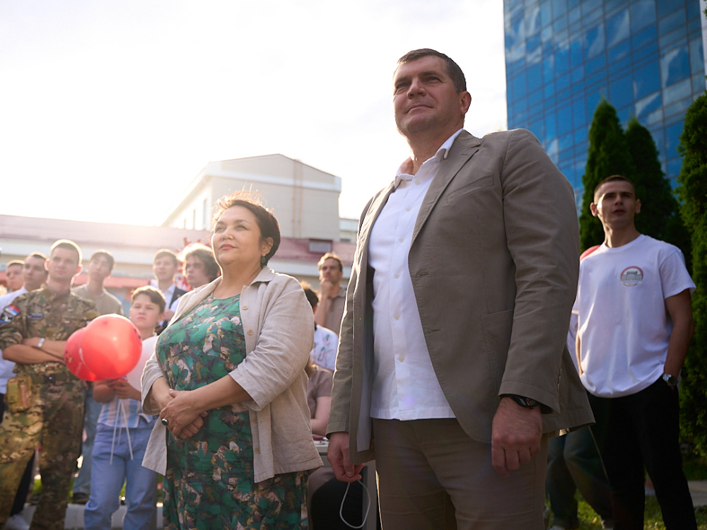 В День молодёжи студентам АГУ вручили почётные награды