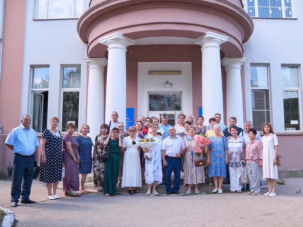 В АГУ собрались выпускники спустя 40 лет