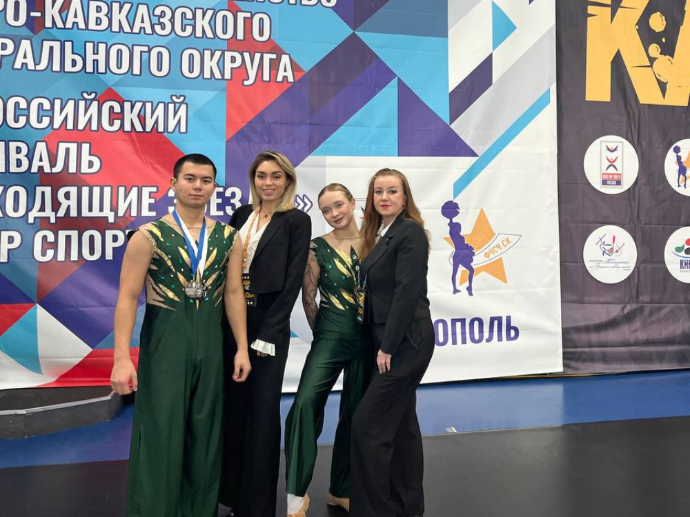 Спортсмены АГУ завоевали золото на соревнованиях по батон-твирлингу

