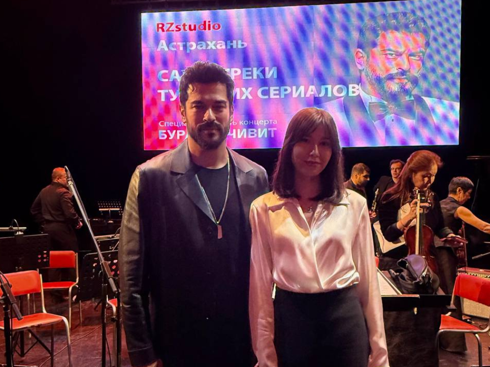 Выпускница АГУ обеспечила перевод на концерте «Саундтреки турецких сериалов»