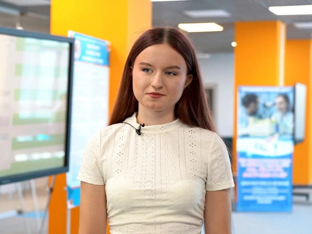Высокобалльница планирует построить карьеру химика благодаря обучению в АГУ

