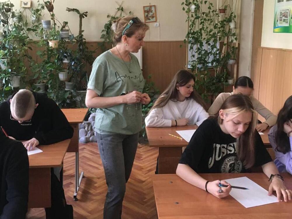 Сотрудники АГУ провели образовательную программу для школьников «ЧАС ЮНЕСКО»