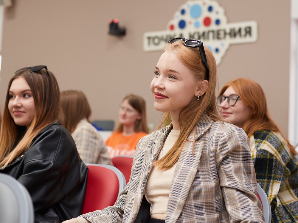 В АГУ была организована открытая научная лаборатория по разработке правил воспитательного процесса