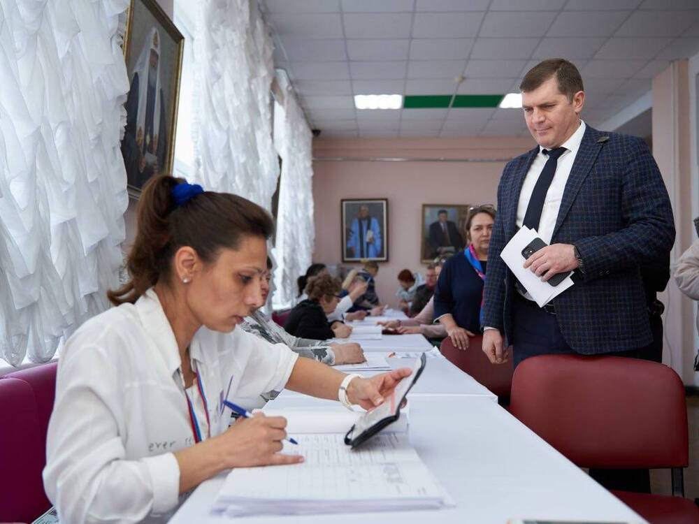 Игорь Алексеев проголосовал на выборах Президента России
