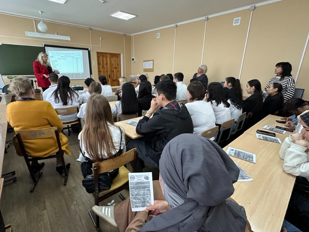 Специалисты АГУ помогают студентам определиться с будущей профессией