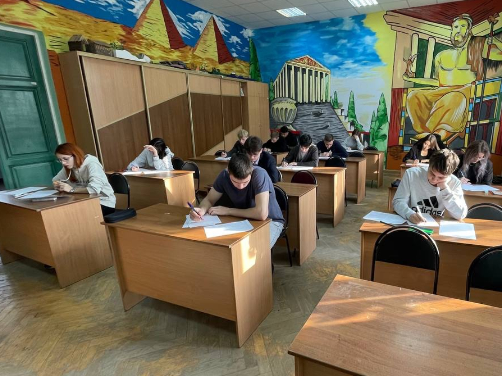 Школьники региона проверили свои знания по экологии на олимпиаде в АГУ