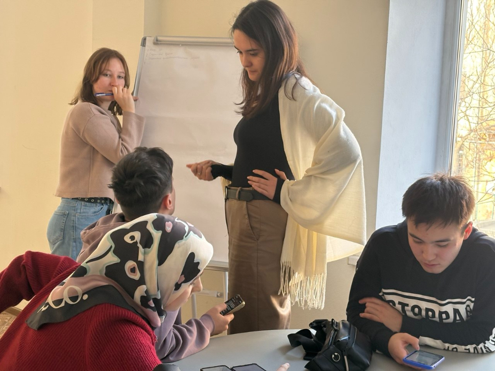 Студенты АГУ овладели искусством управления командой