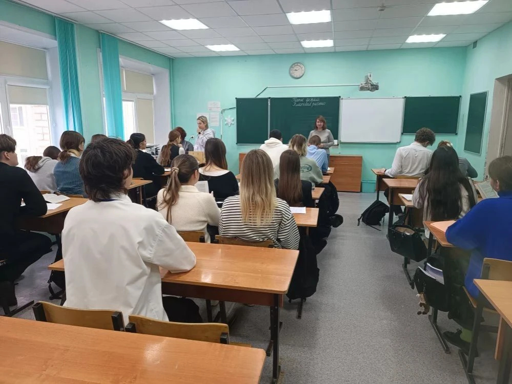 Будущим абитуриентам представили возможности обучения в АГУ