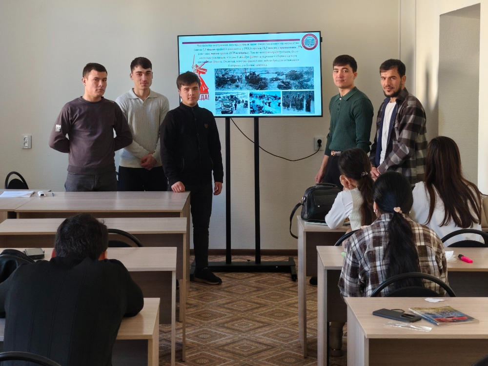 Студенты АГУ путешествуют по страницам истории ВОВ