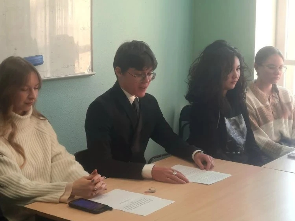 Студенты АГУ примерили на себя роли дипломатов