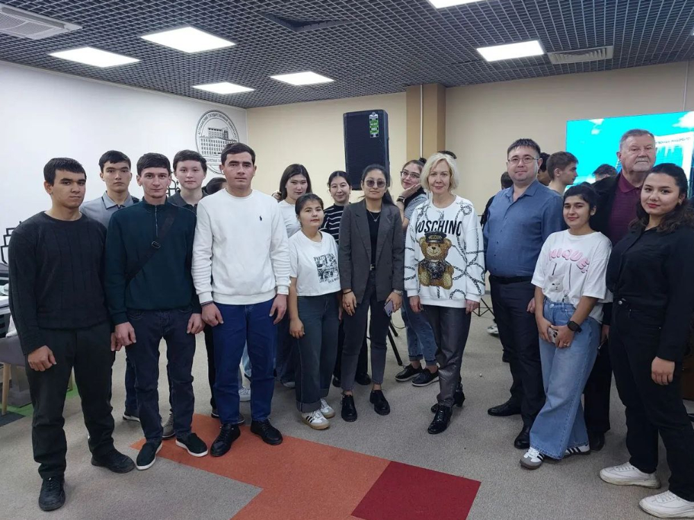 ФФМиИТ АГУ проводил уходящий год