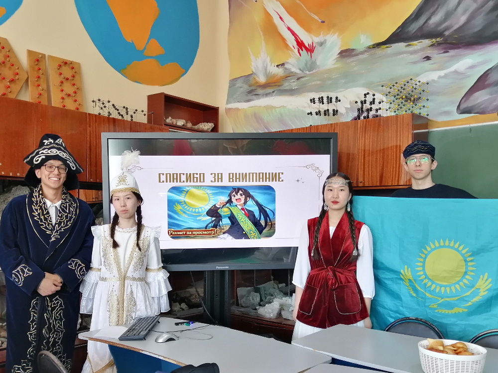 Первокурсники АГУ познакомились с культурой разных народов
