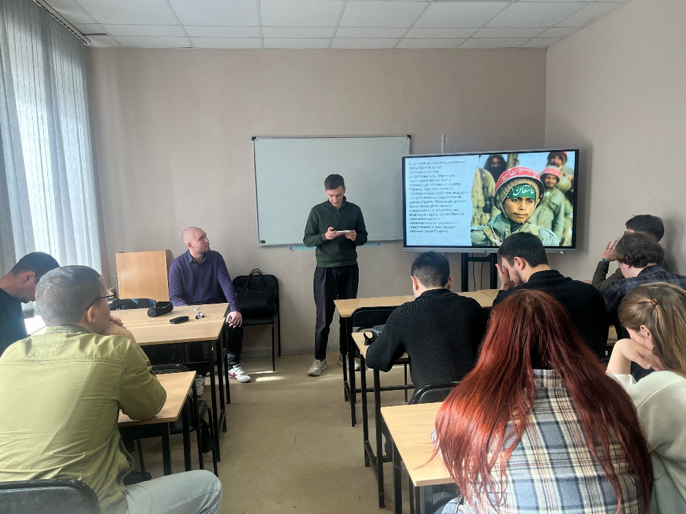 В АГУ отметили 47-ю годовщину победы Исламской революции в Иране